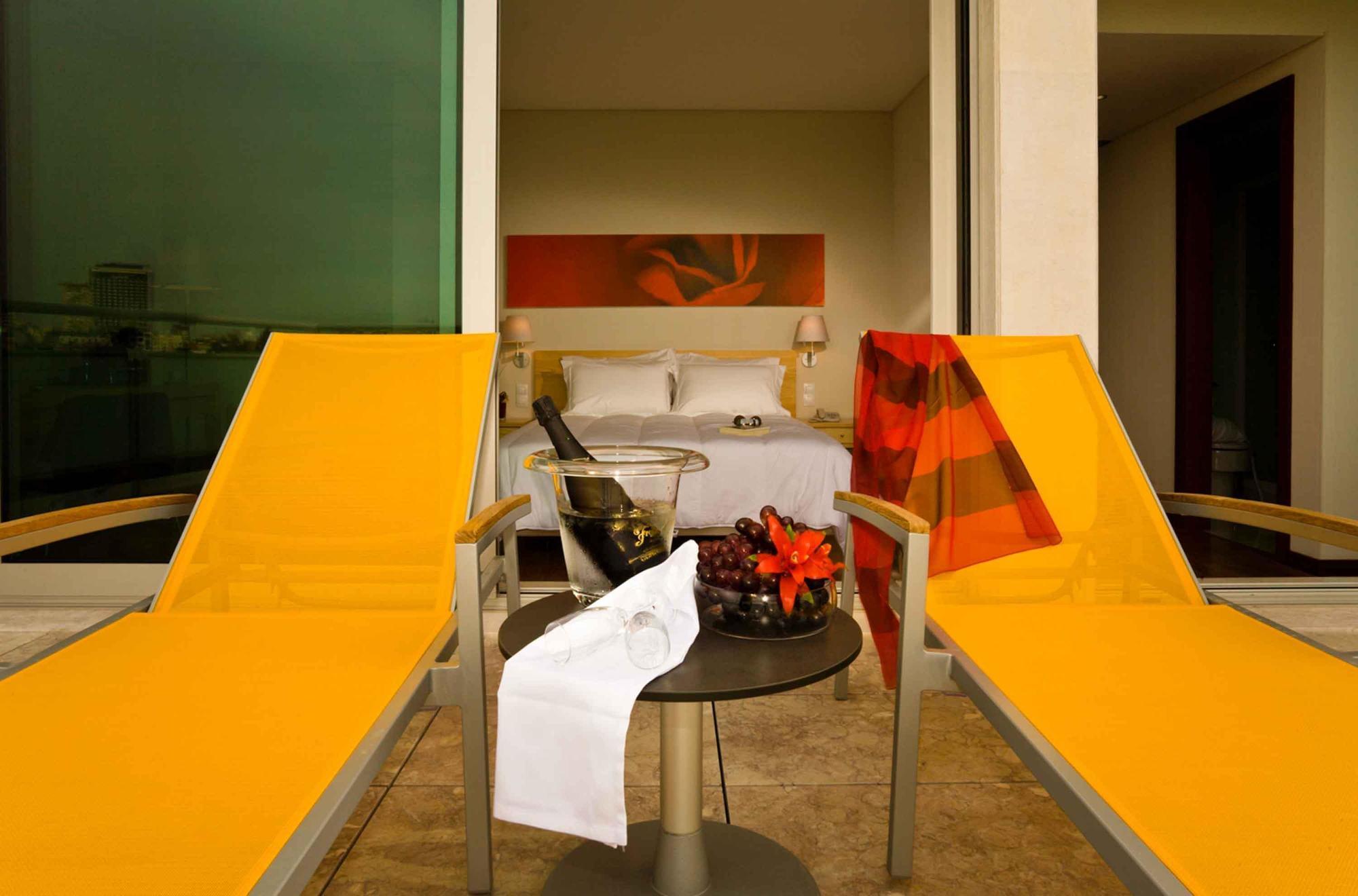 Hf Fenix Garden Hotel