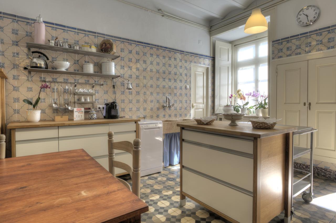 Angel's Classic Portuguese Palace Apartment