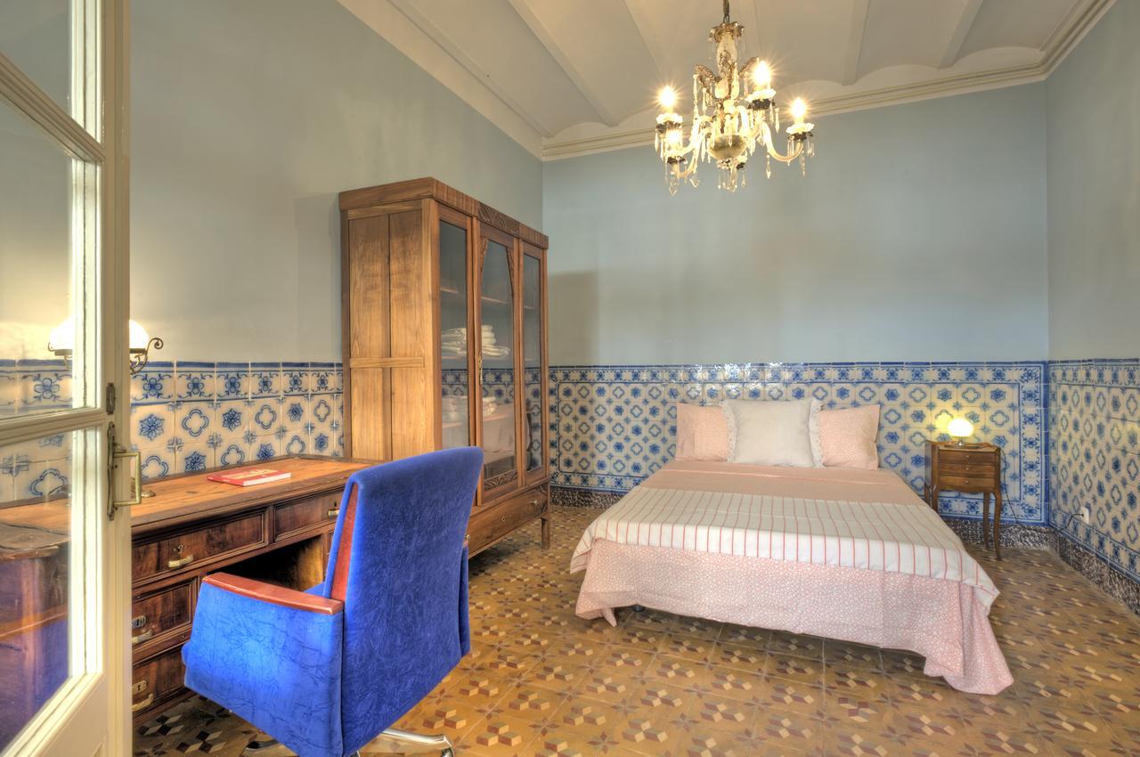 Angel's Classic Portuguese Palace Apartment