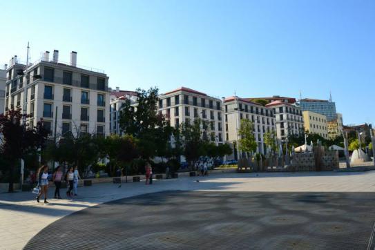 Martim Moniz Castelo *