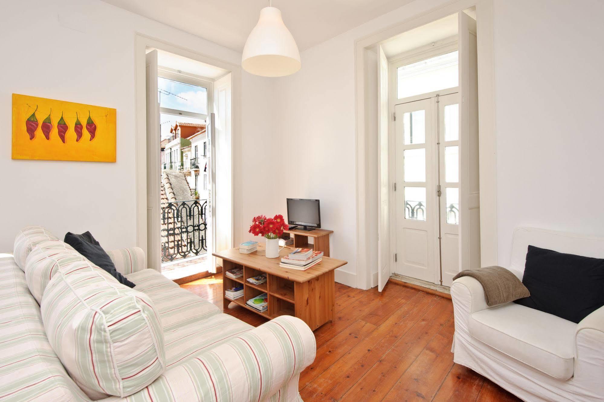 Hello Apartment *