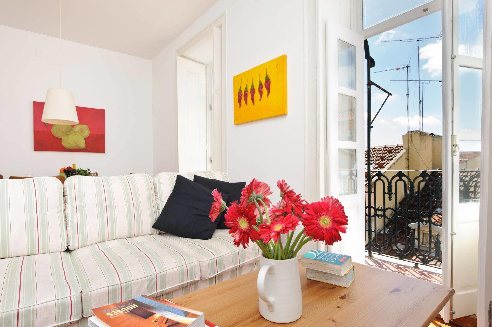 Hello Apartment *