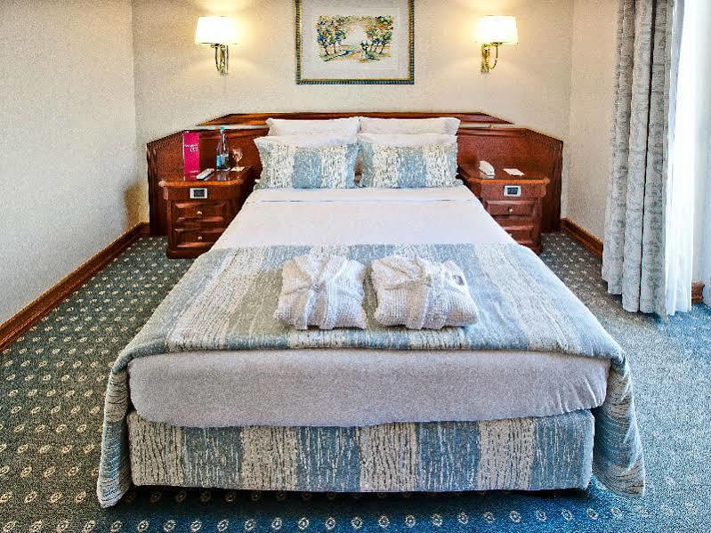 Sana Rex Hotel 3*