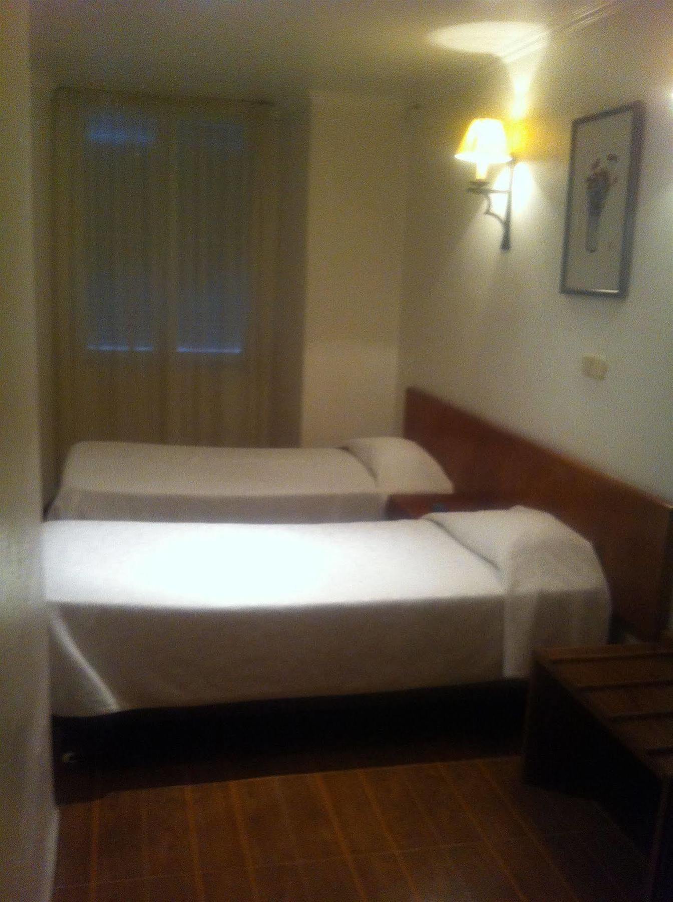 Monumental Hotel 2*
