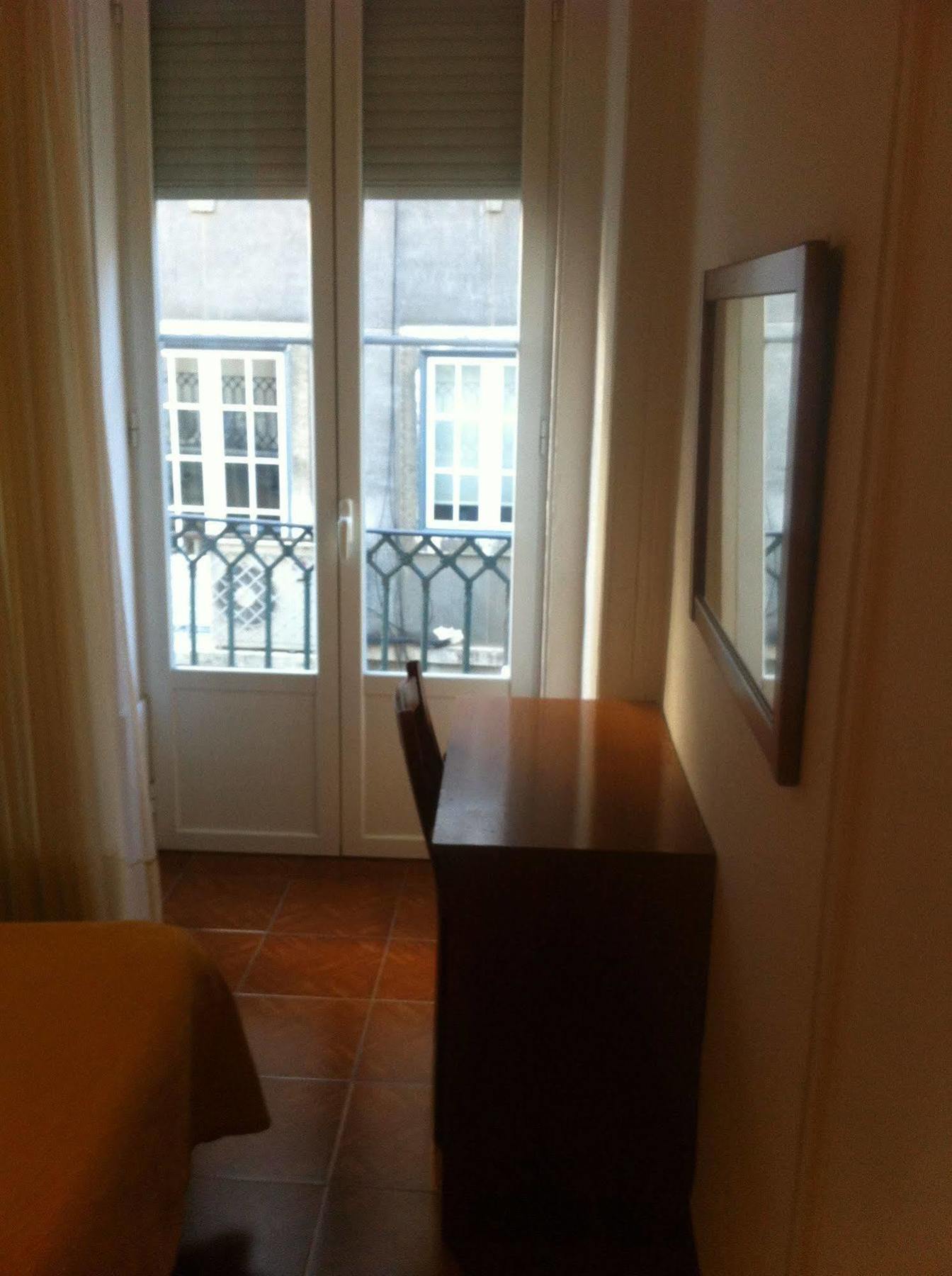 Monumental Hotel 2*