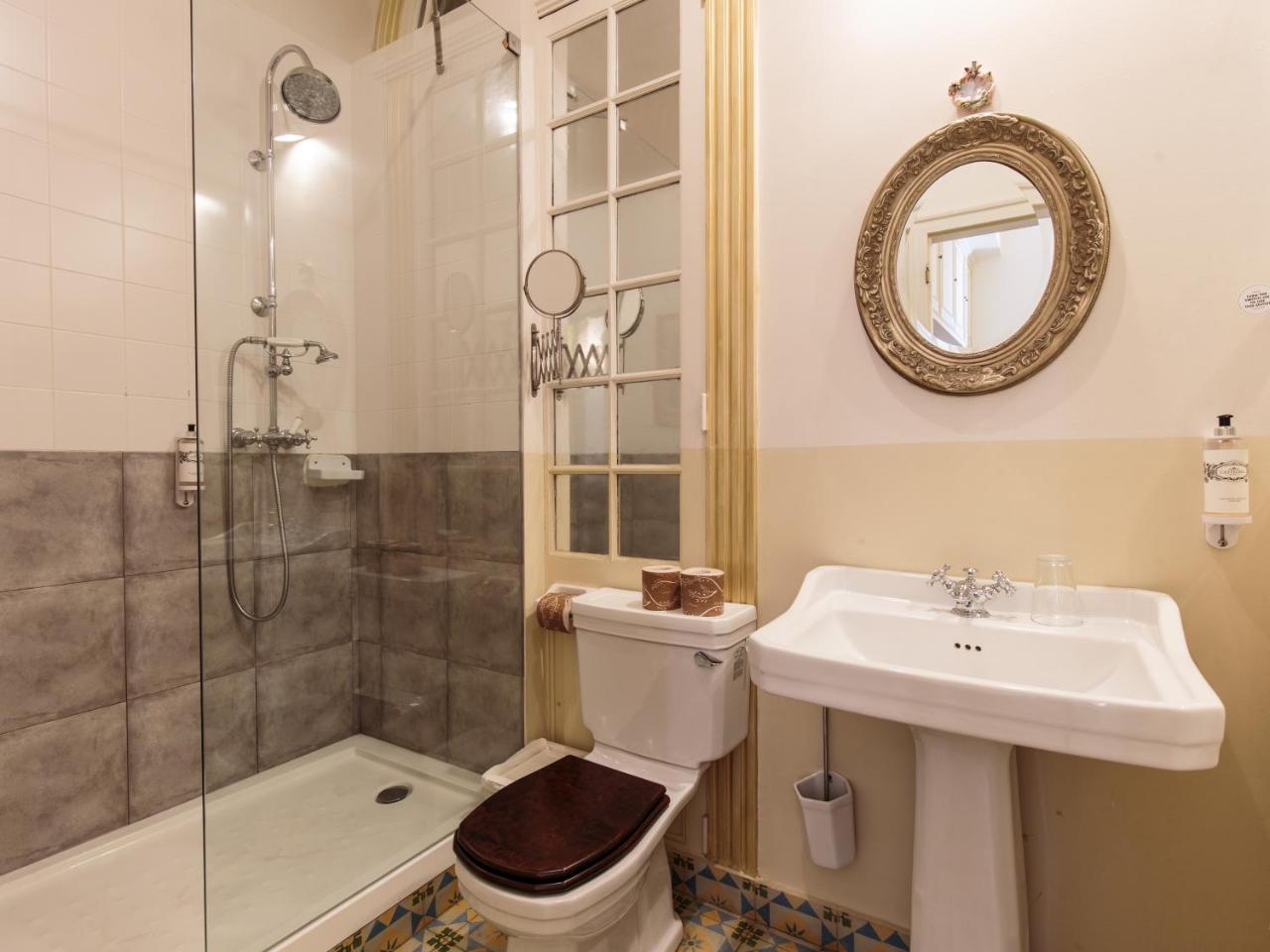 The Independente & Terrace Bed & Breakfast
