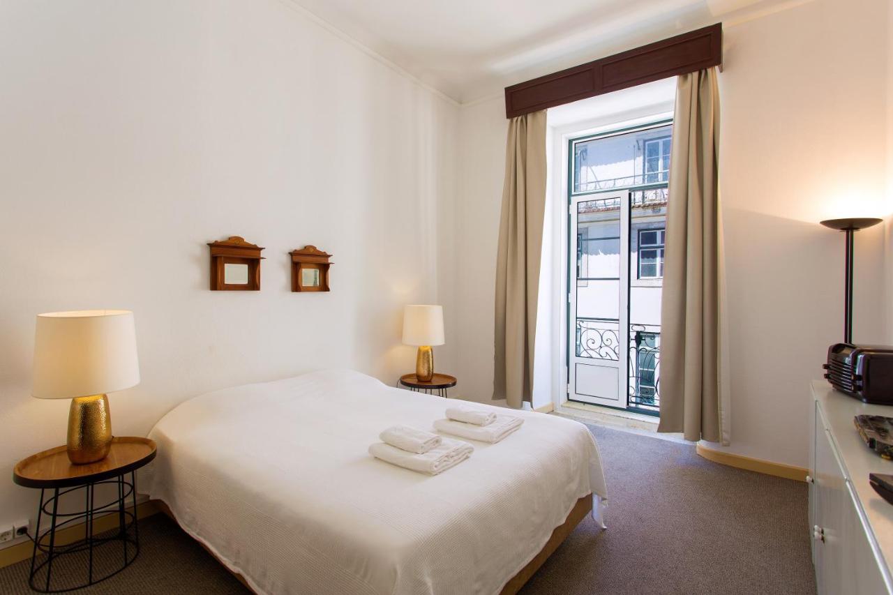 Lost :: Chiado House Lisbon