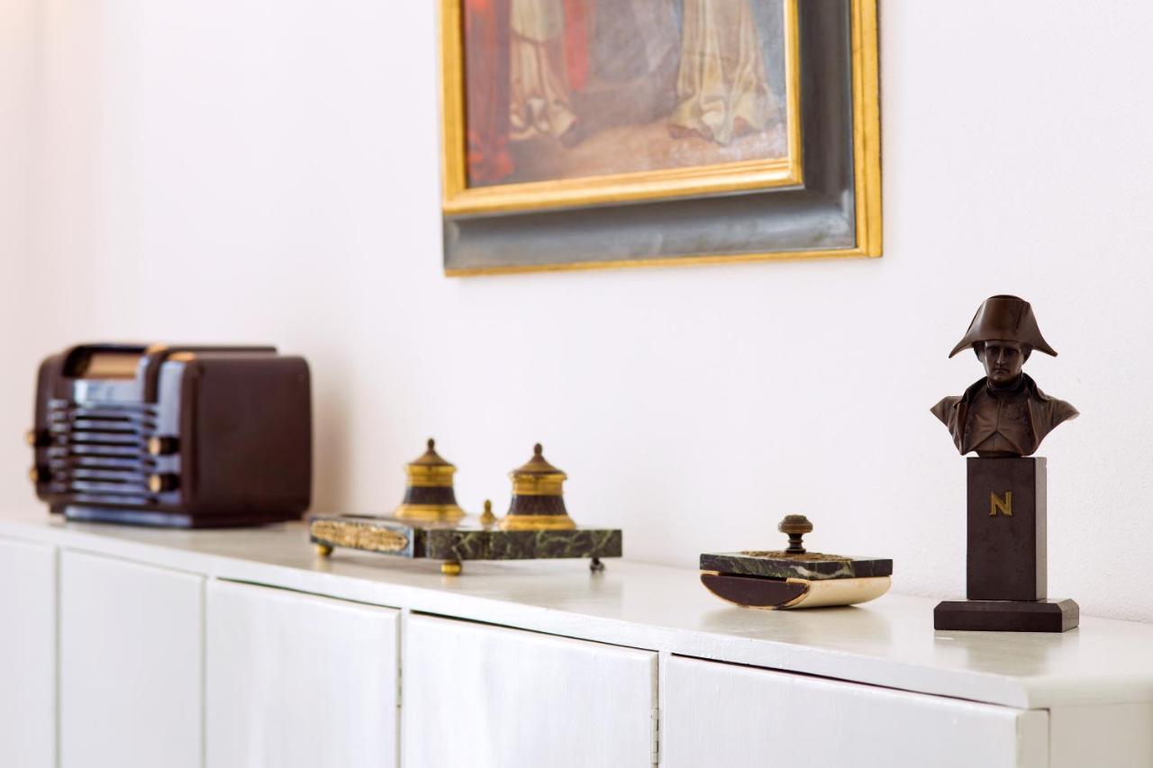 Lost :: Chiado House Guest house