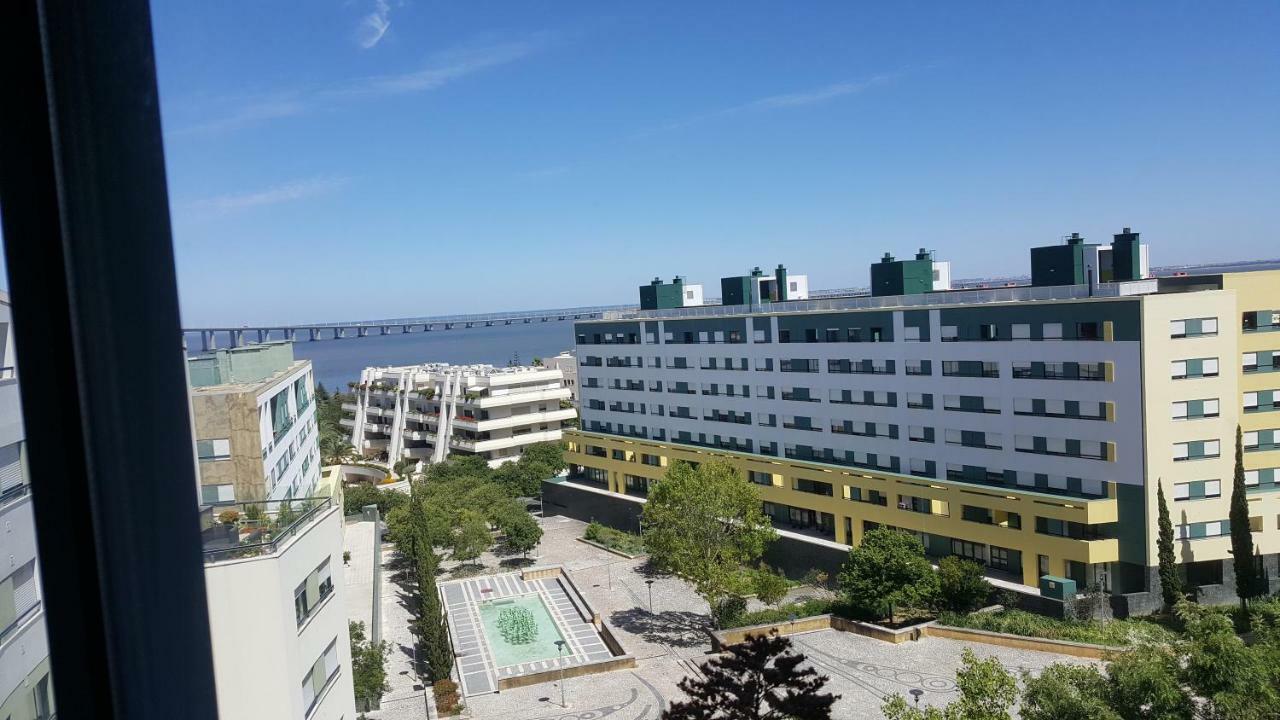 Apartment Parque Nacoes Prime 13 Lisbon