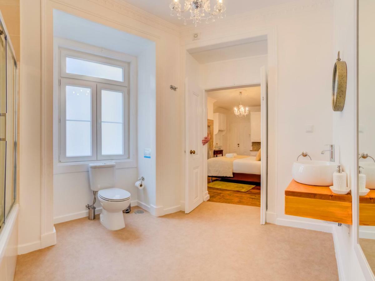 Solar Dos Poetas Guest house Lisbon