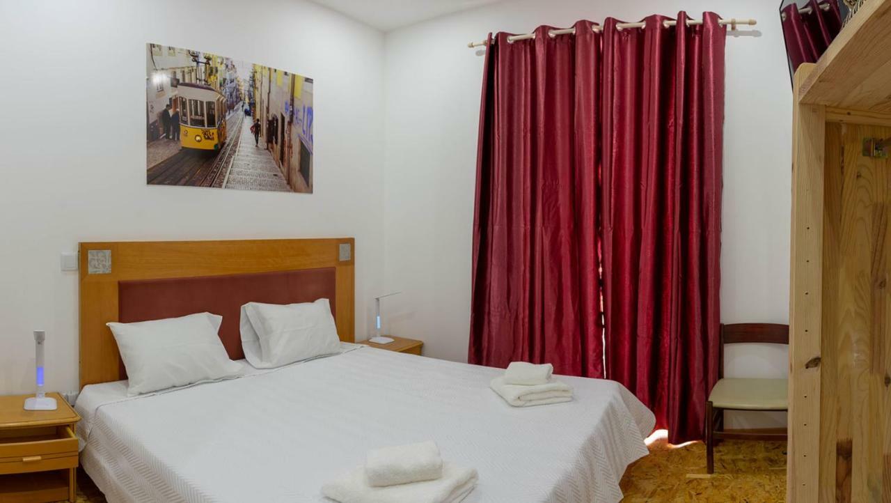 Guest House Rooms In Bairro Alto Lisbon
