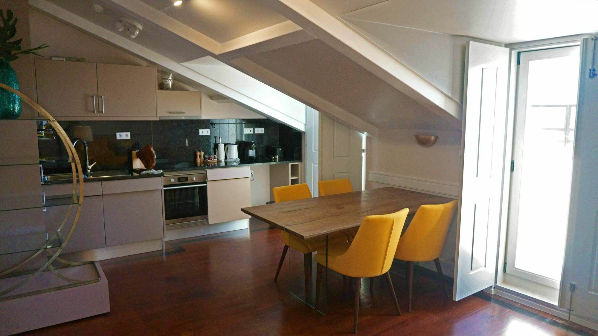 Apartment Colours Bairro Alto Lisbon