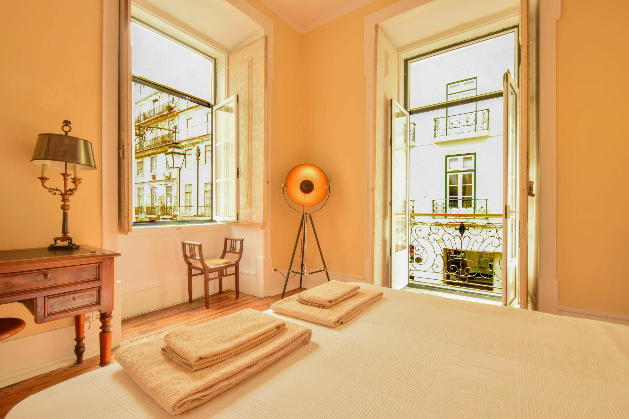 Lost :: Chiado House Guest house