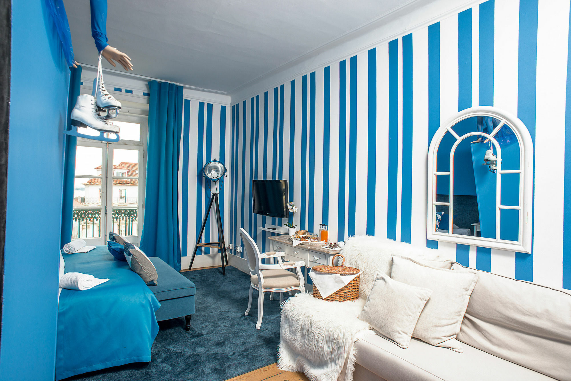 Hotel Passport Lisbon