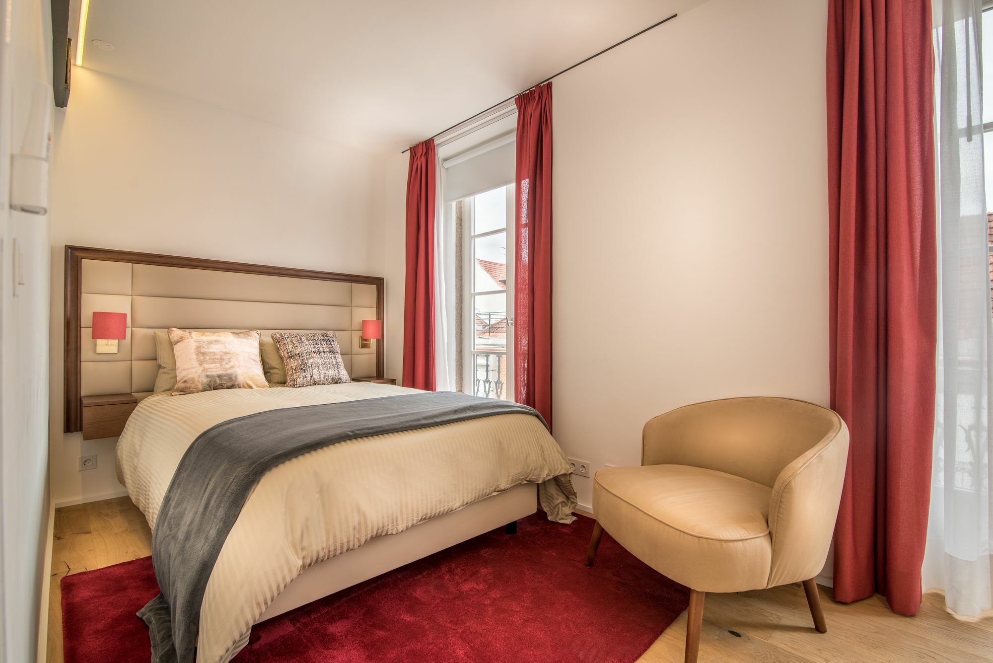 Santa Justa 77 - Downtown Luxury Apartment Lisbon