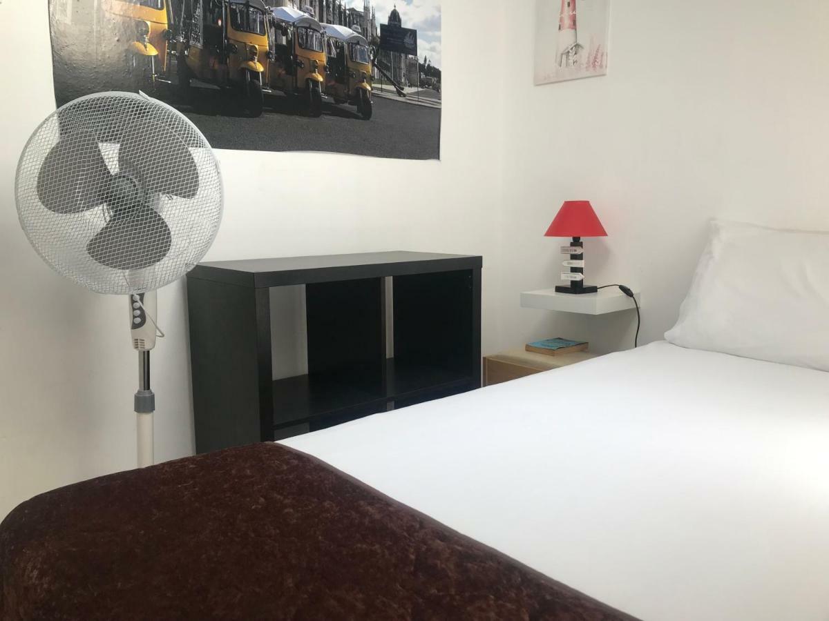 Hostel Royalty