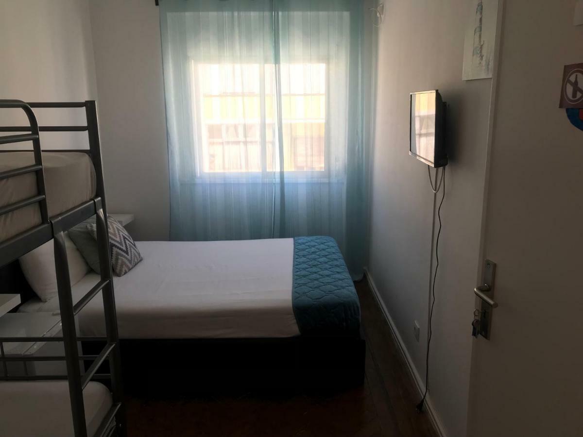 Royalty Hostel *