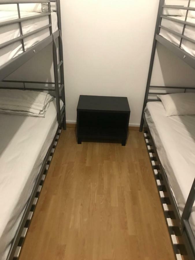 Hostel Royalty *
