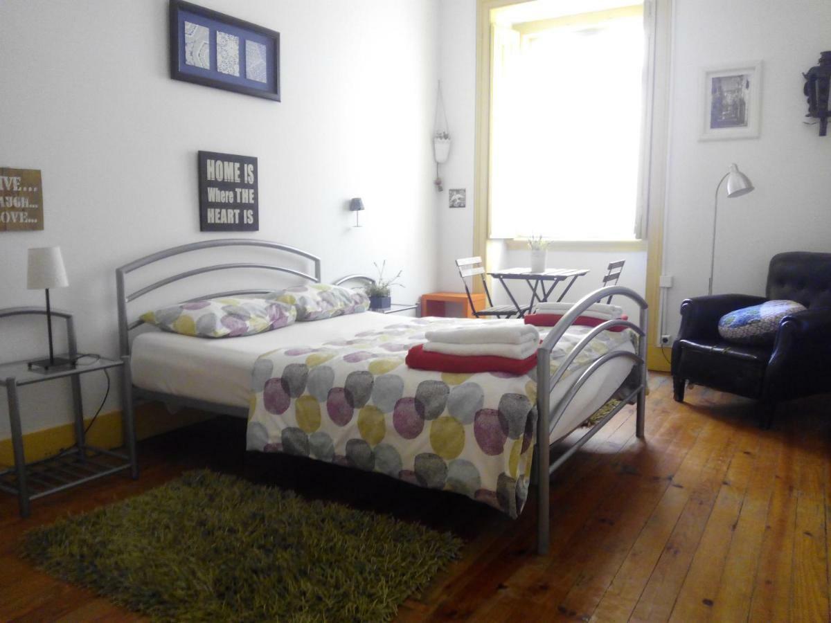 Guest house Refuge In Santa Marta Lisbon