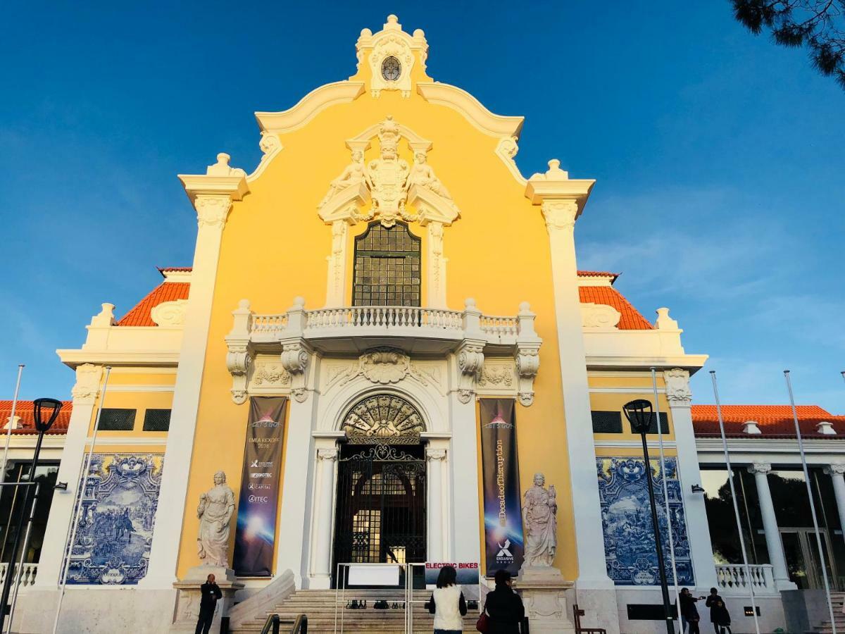 Asian Everest House * Lisbon