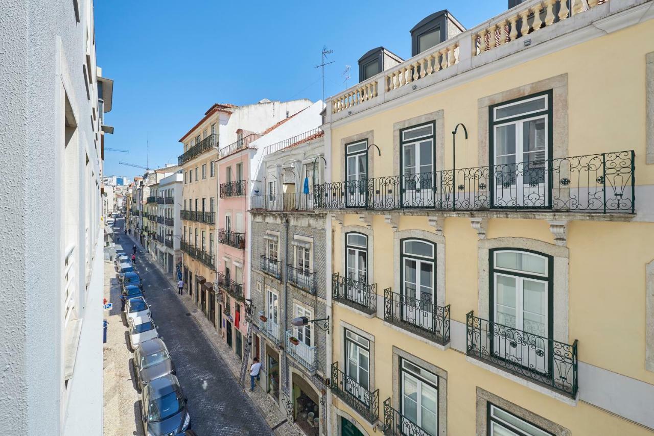 Modern In Avenida Da Liberdade * Lisbon