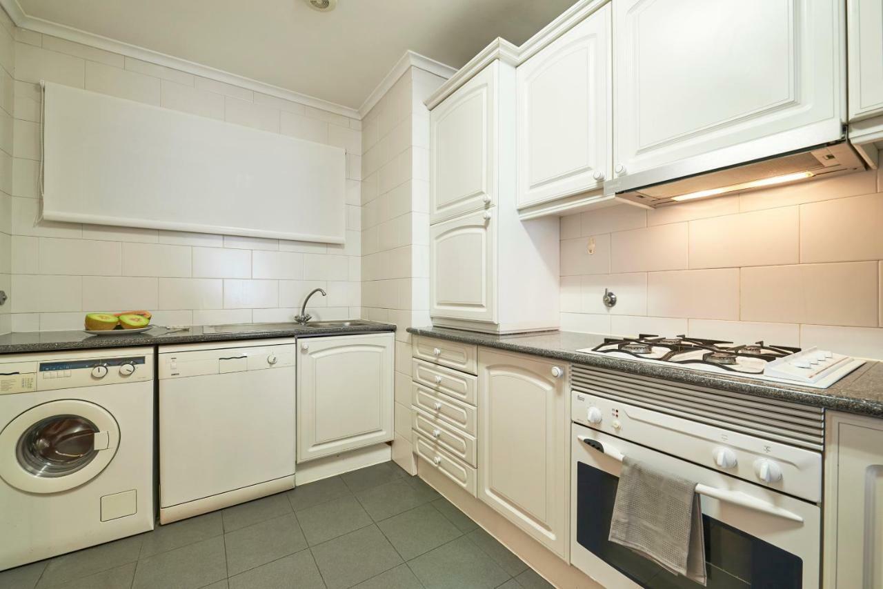 Modern In Avenida Da Liberdade Apartment Lisbon