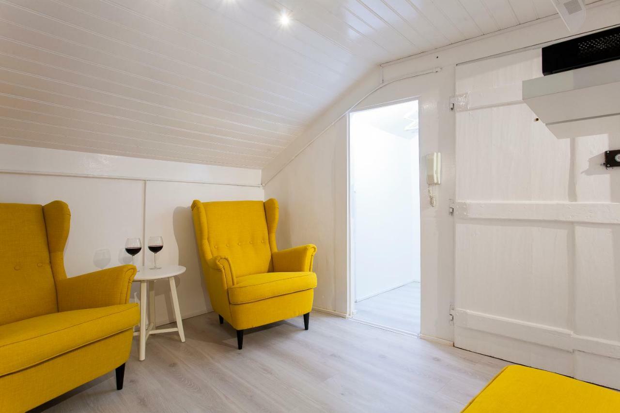 Alfama Vintage Apartments By Altido Apartment