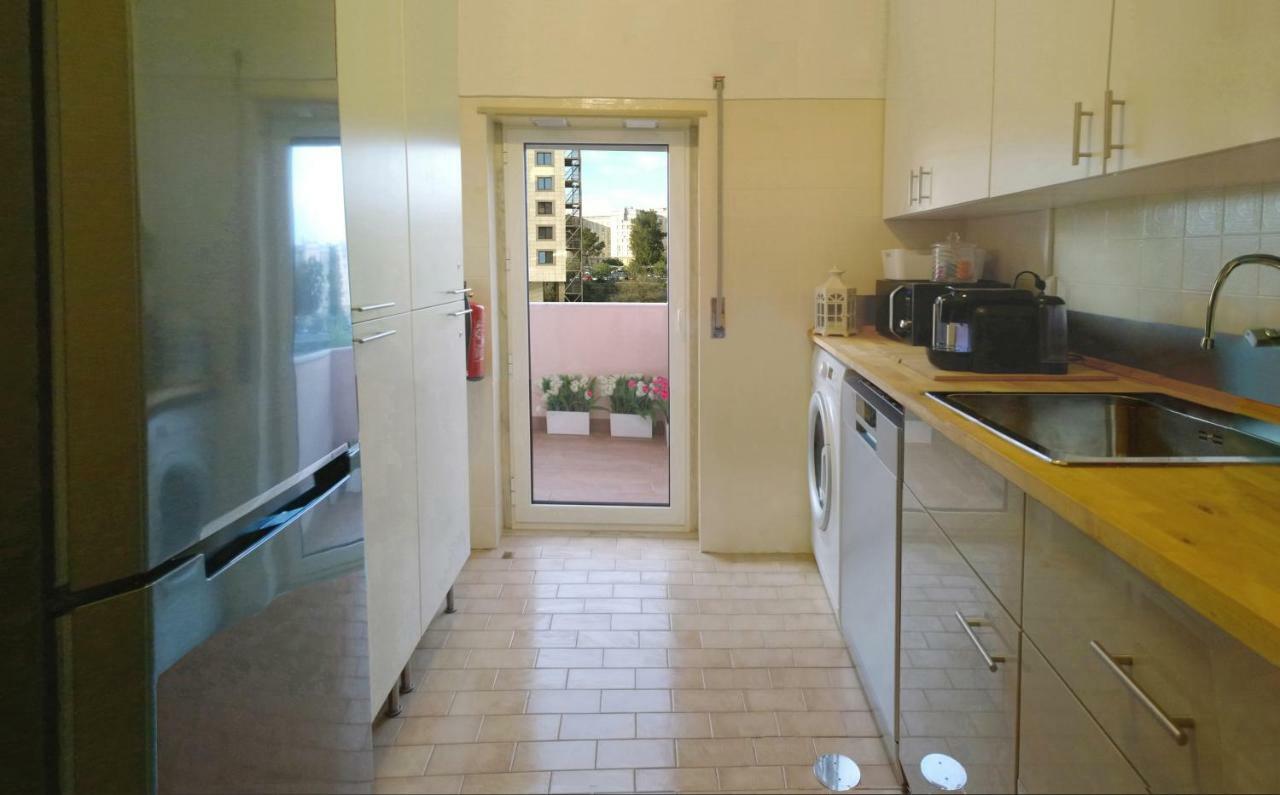Quad 2 Apartment