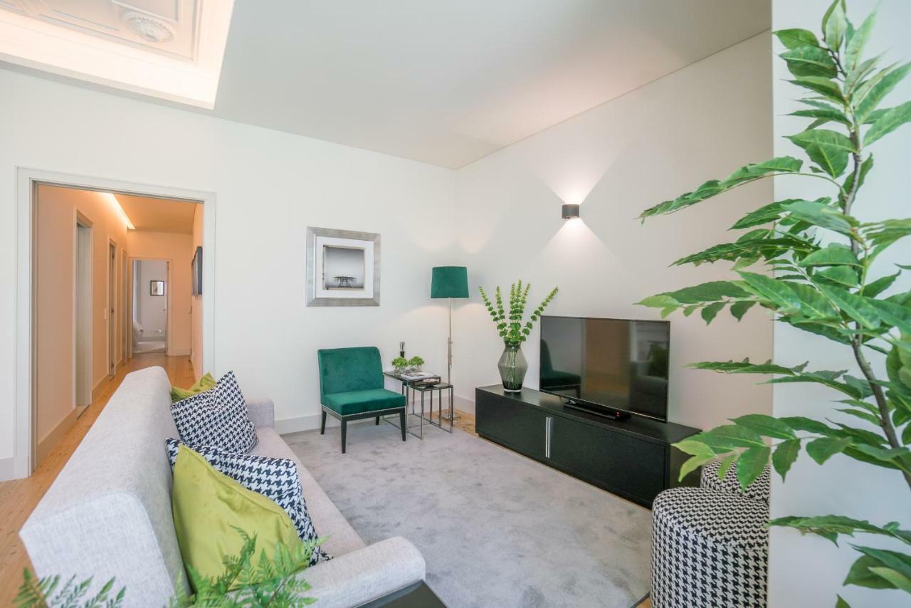 Courtyard & Elegance Apartment *