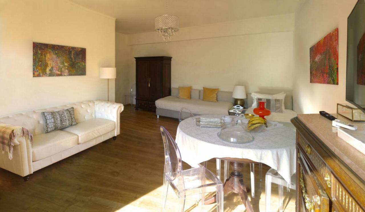 Quad 2 Apartment