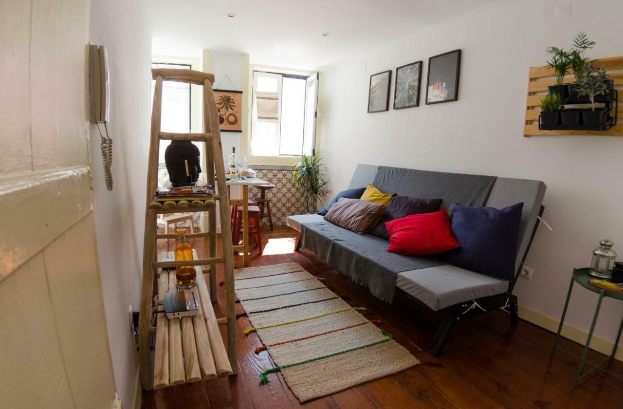 Mouraria Downtown Apartment Lisbon