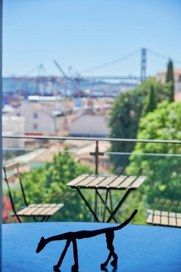 Apartment Janelas Verdes 3 *