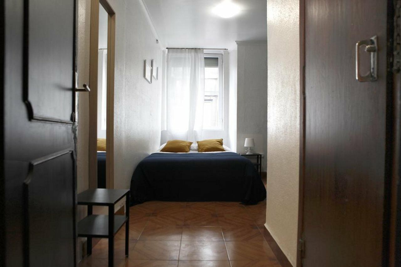 Monumental Hotel 2*