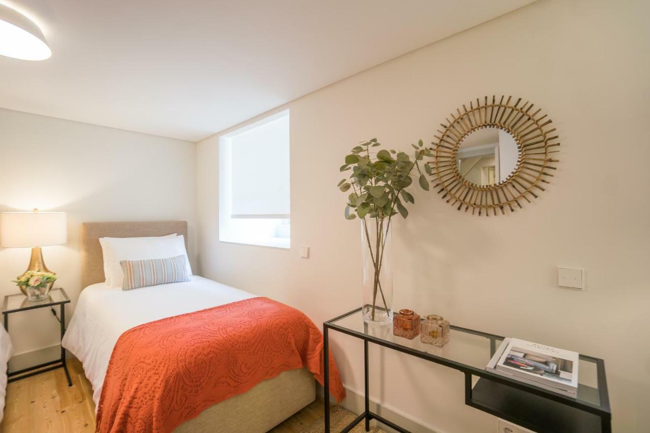 Courtyard & Elegance Apartment Lisbon