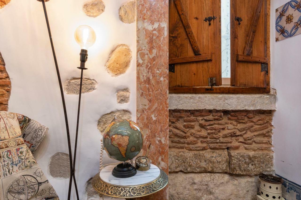 Apartment Romantic Medieval Lisbon