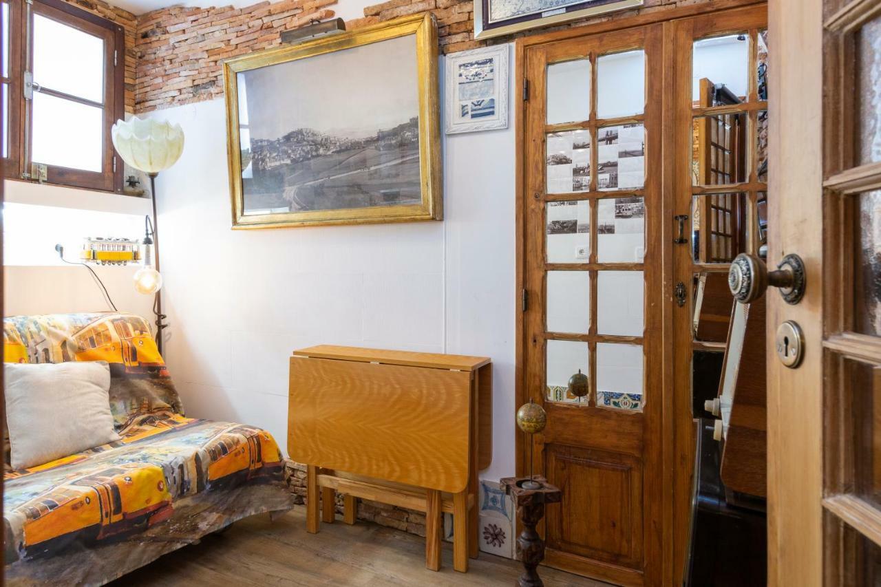 Romantic Medieval Apartment Lisbon