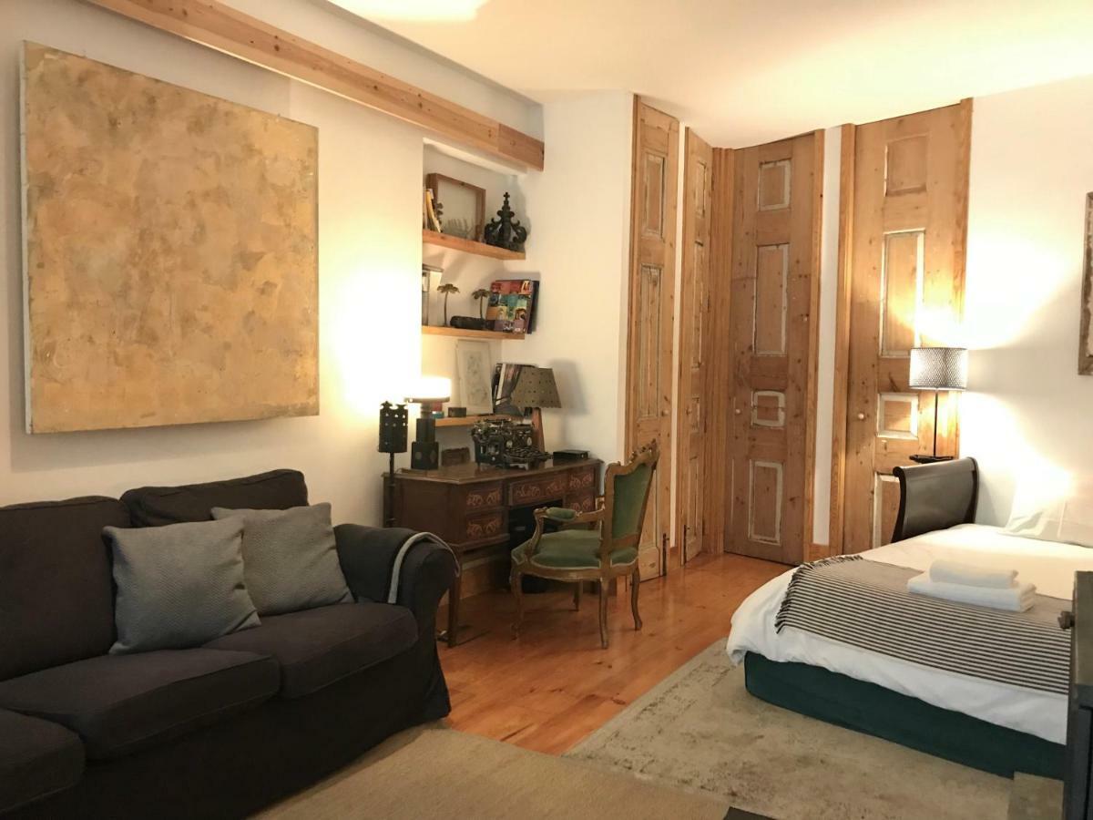 Our In - Apartment Lisbon
