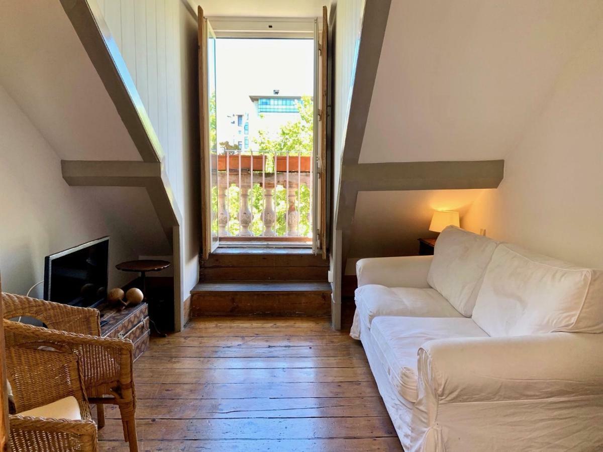 Penthouse With A View In The Centre Lisbon