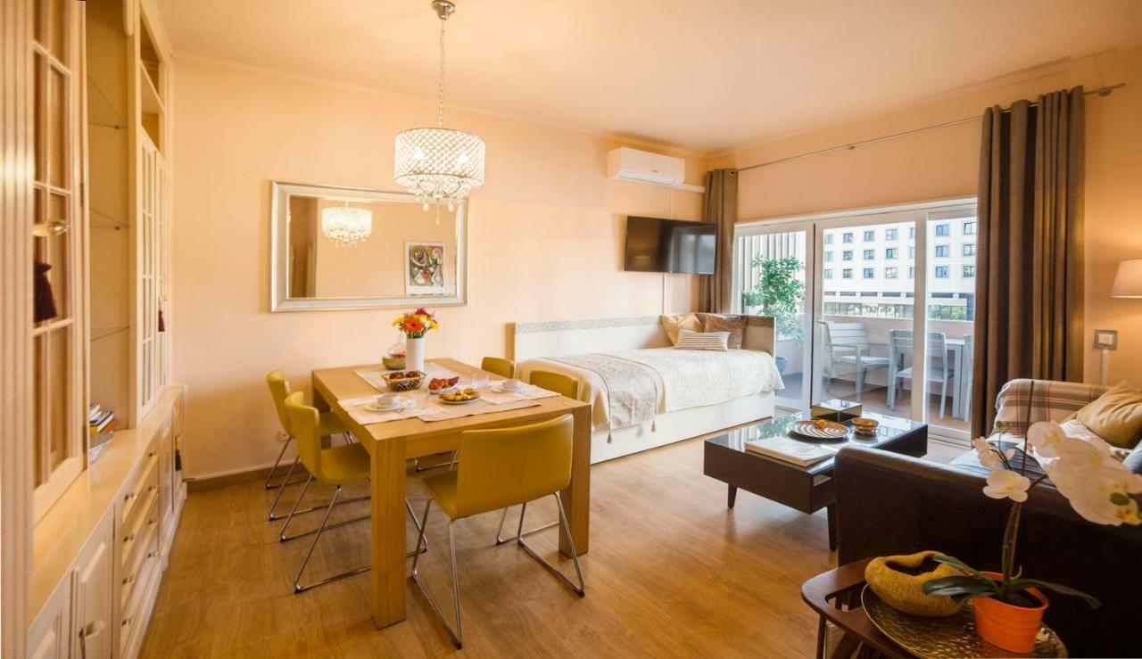 Apartment Quad 2 *