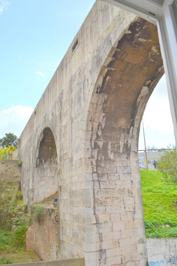 Aqueduto House *