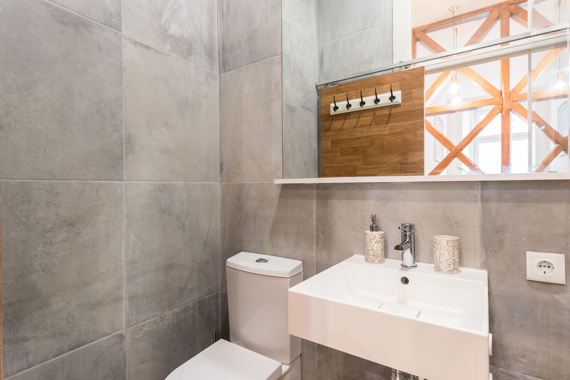 Modern Baixa By Lu Holidays Apartment *