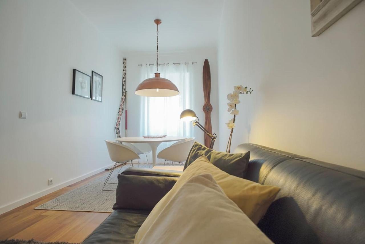 Industrial Flat W/ Garage * Lisbon