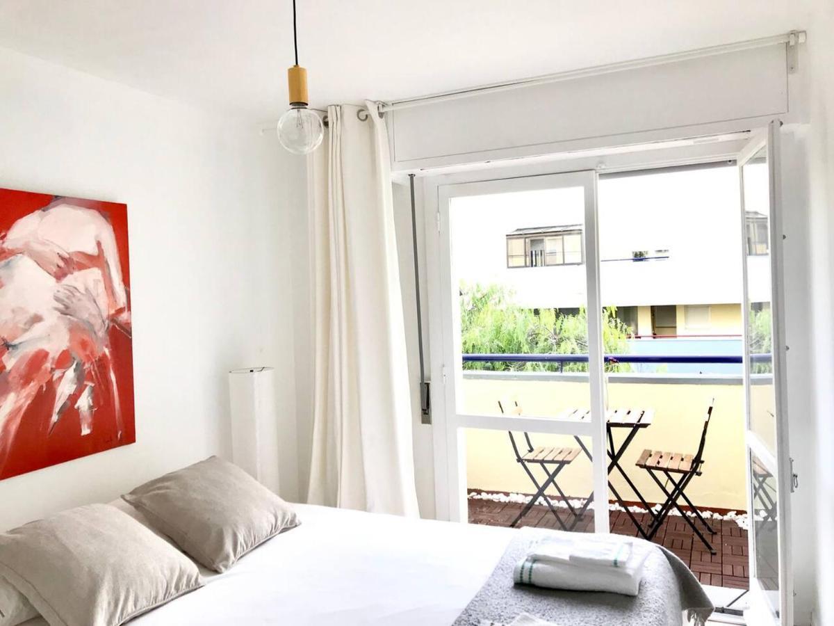 Renovated Apt With Piano Near Metro Apartment Lisbon