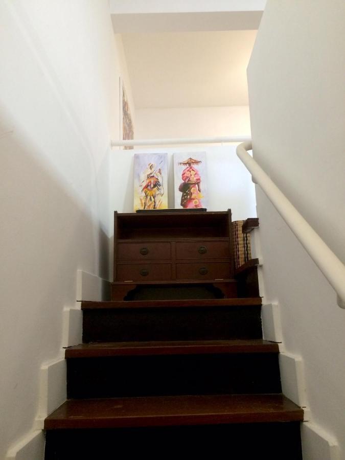 Renovated Apt With Piano Near Metro Lisbon