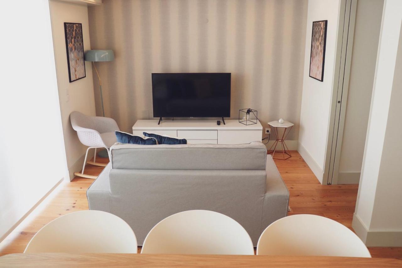 Balcony Lux Apartment *