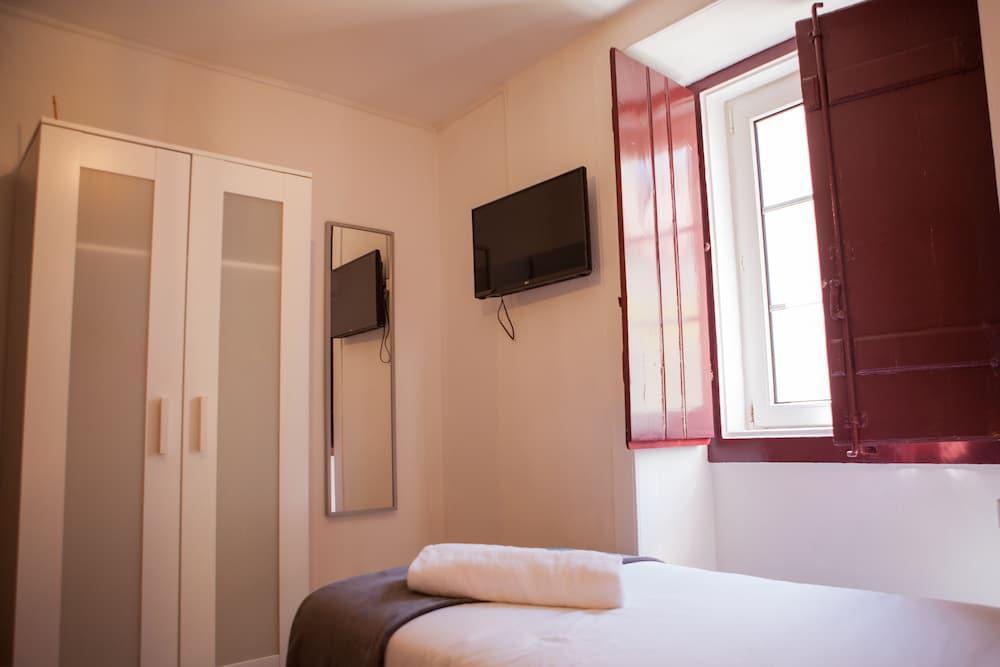 Lx Center Chiado 3* Lisbon