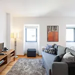 Flh Liberdade Contemporary Flat