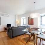 Flh Liberdade Contemporary Flat