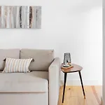 Joivy Principe Real 2Br Apt With Terrace Nearby Botanical Garden Of Lisbon
