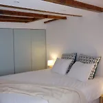 Proa D\'Alfama Guest House